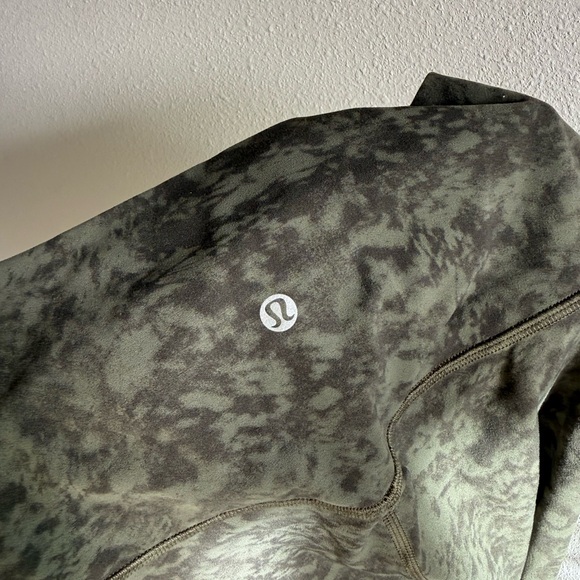 lululemon athletica Gray Patterned Leggings - Picture 2 of 6